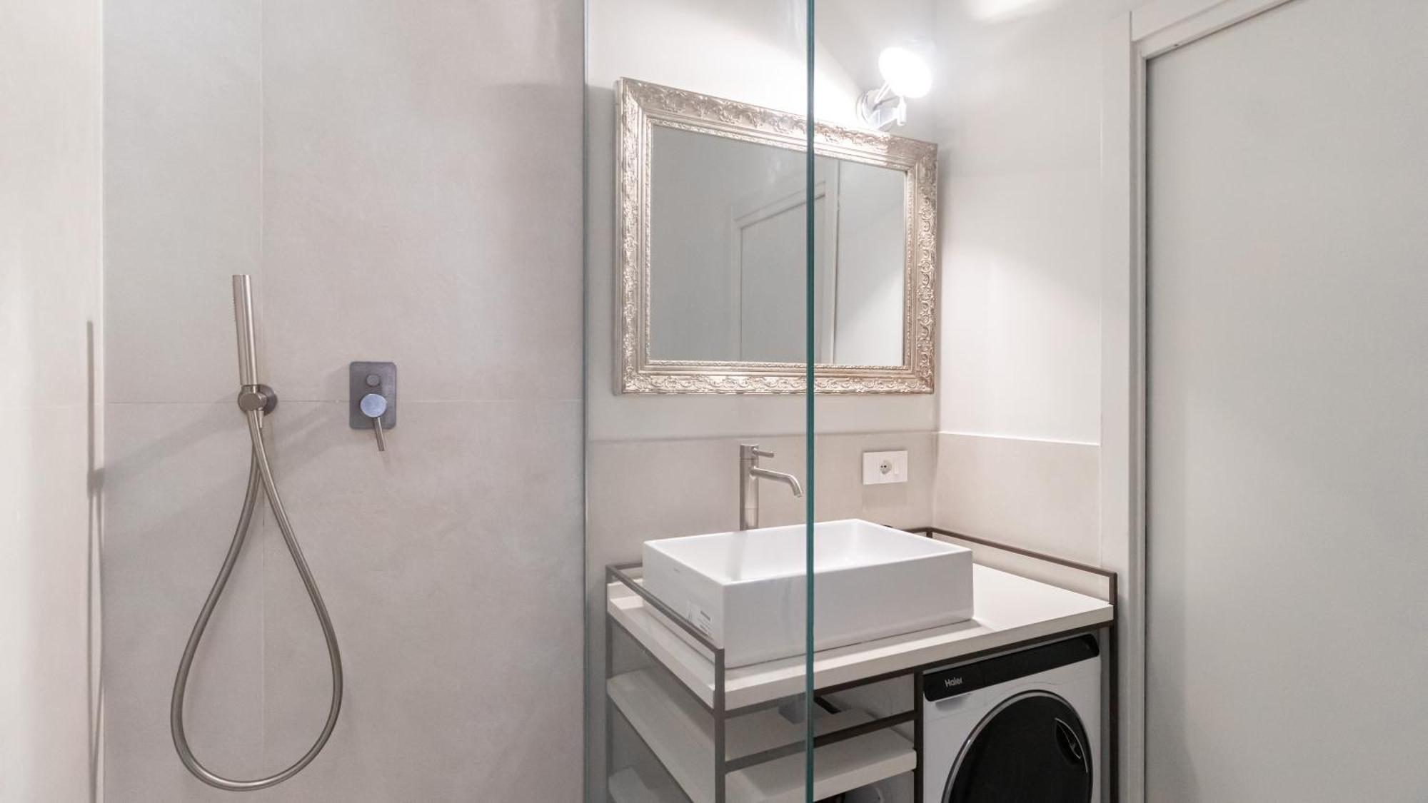 Italianway - Gentilino 15 * Milan